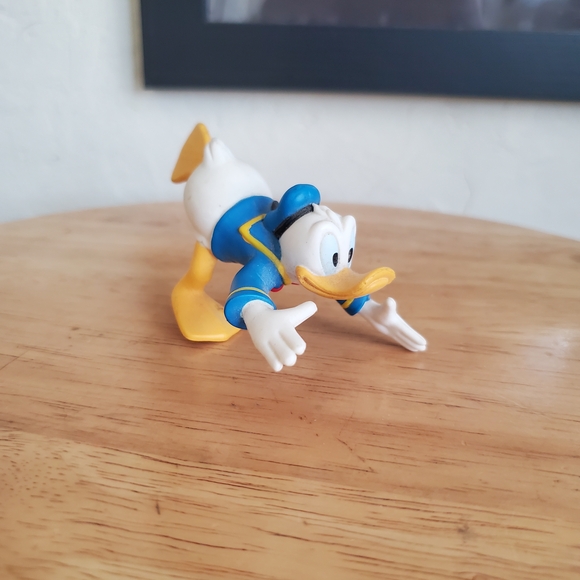 Disney Mickey Mouse and Friends Figurine Set - Picture 7 of 16